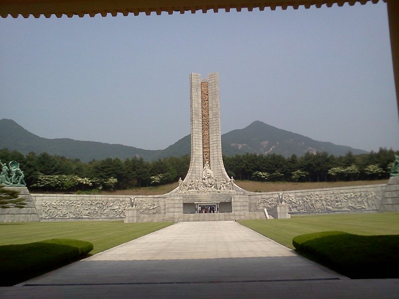2013 memorial_dj03.jpg